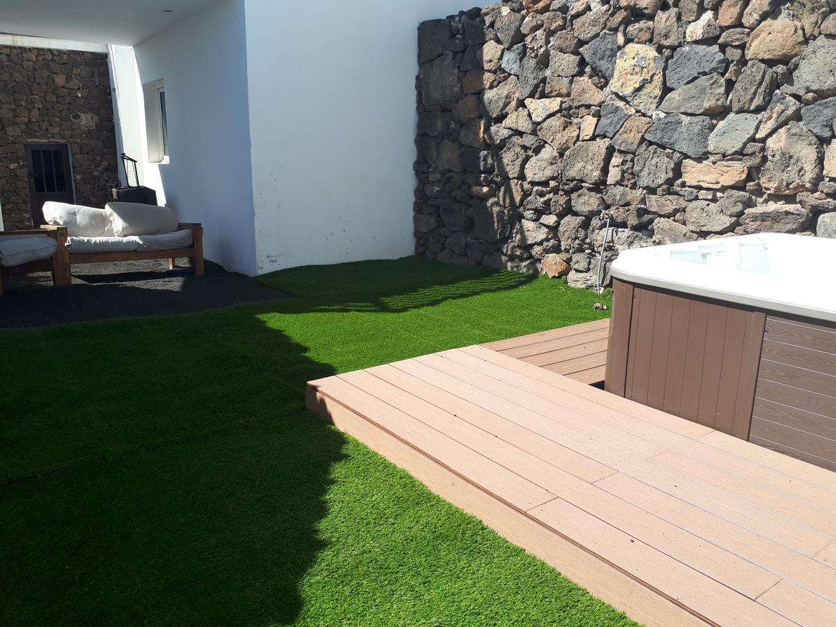 Loft La Tahonilla Guest House Tias Exterior photo