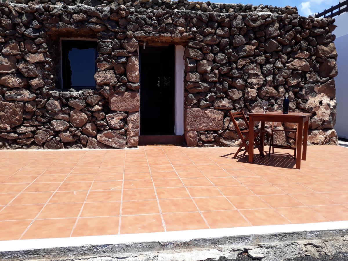 Loft La Tahonilla Guest House Tias Exterior photo