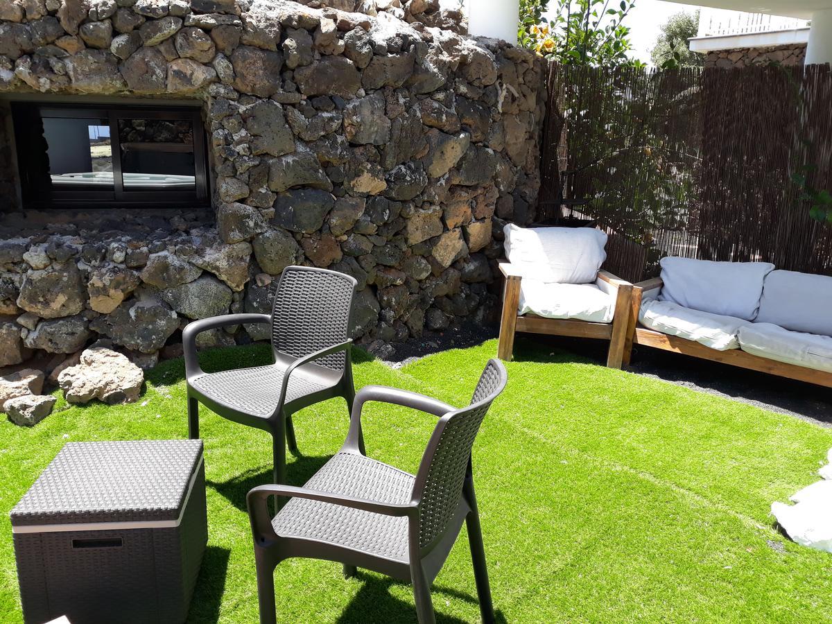 Loft La Tahonilla Guest House Tias Exterior photo